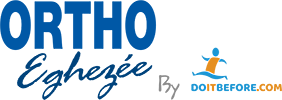 Logo représentant le texte de ortho Eghezée en bleu suivi de by di it before.com